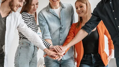 “罗马雄狮主场战危机，都灵蓄势待发欲翻盘逆袭”